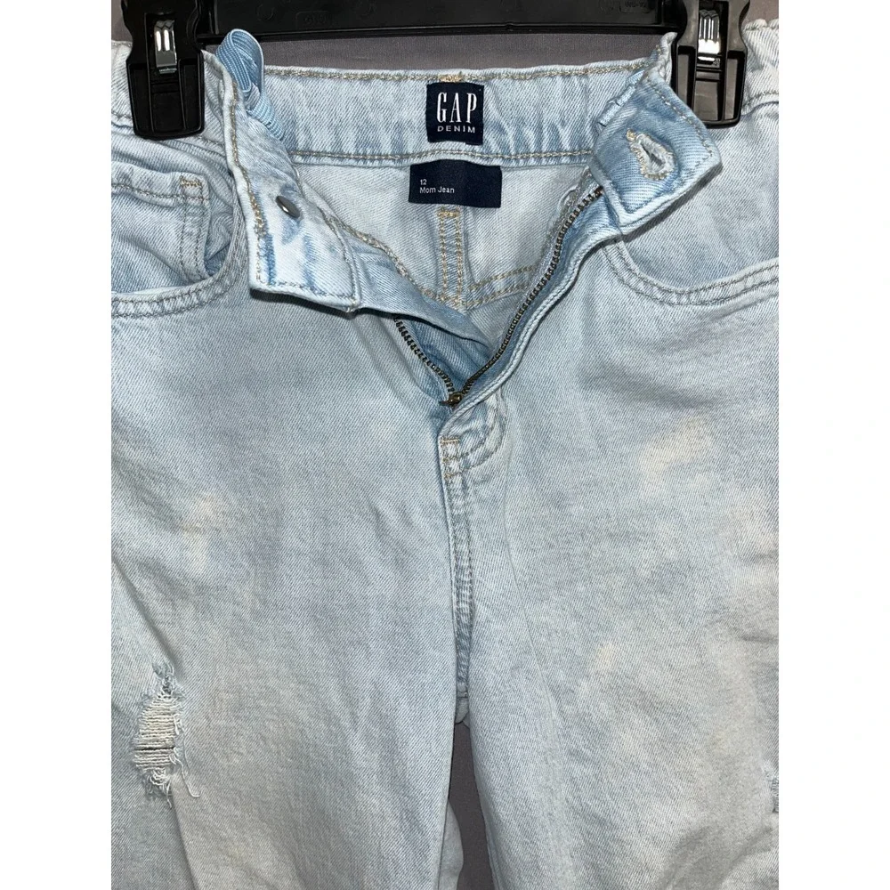 Gap‎ Denim Mom Jeans Girls 12 Blue Light Wash Skinny Leg Distressed Outdoor